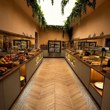 Alfons Boutique 4*