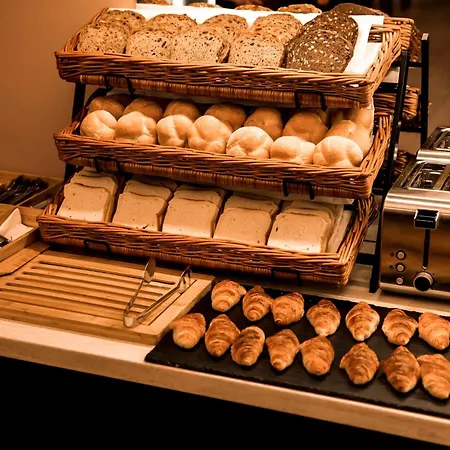 Alfons Boutique 4*