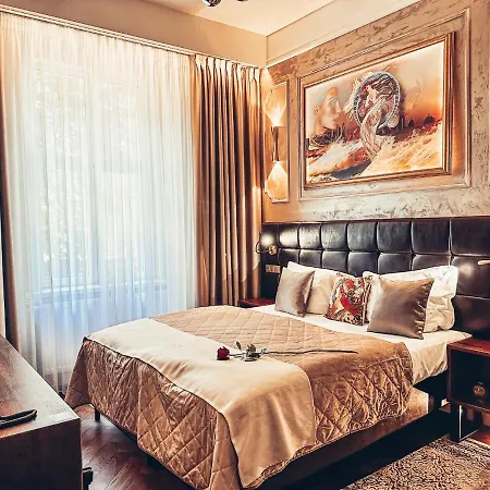 Ξενοδοχείο Alfons Boutique 4*