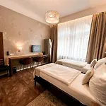 Alfons Boutique 4*