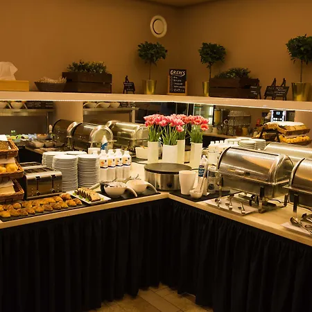 Alfons Boutique Отель 4*