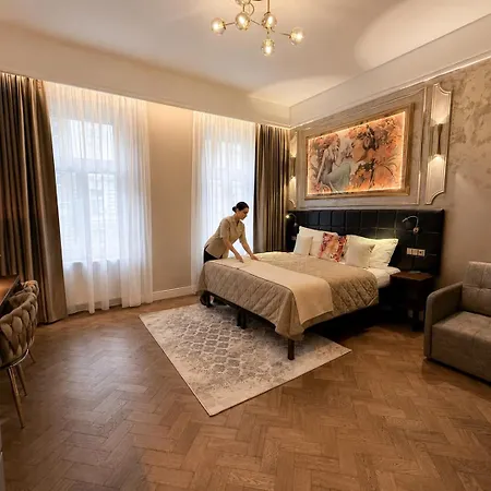 Alfons Boutique Hotel 4*