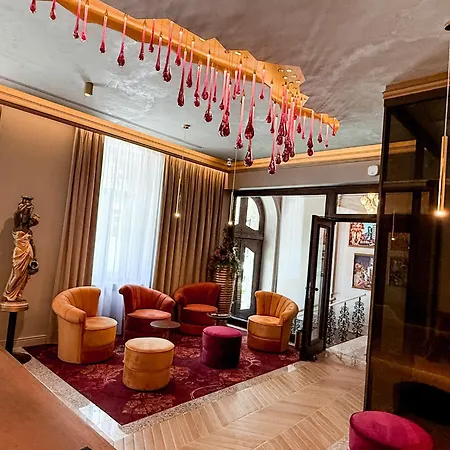 Alfons Boutique Hotel 4*